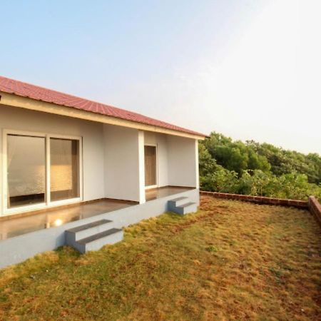 Sea King Beach Resort Ganpatipule Exterior foto